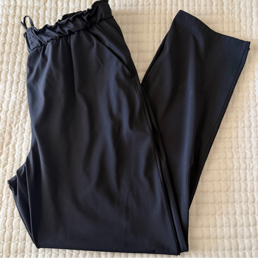 Lululemon Keep Moving High Rise Full Length Relaxed Fit Pant in Black, Size 14 - Picture 14 of 14